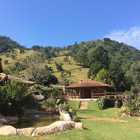 Sitio Com Piscina Natural E Cascata, Com Linda Vista Em Lumiar. Exterior photo